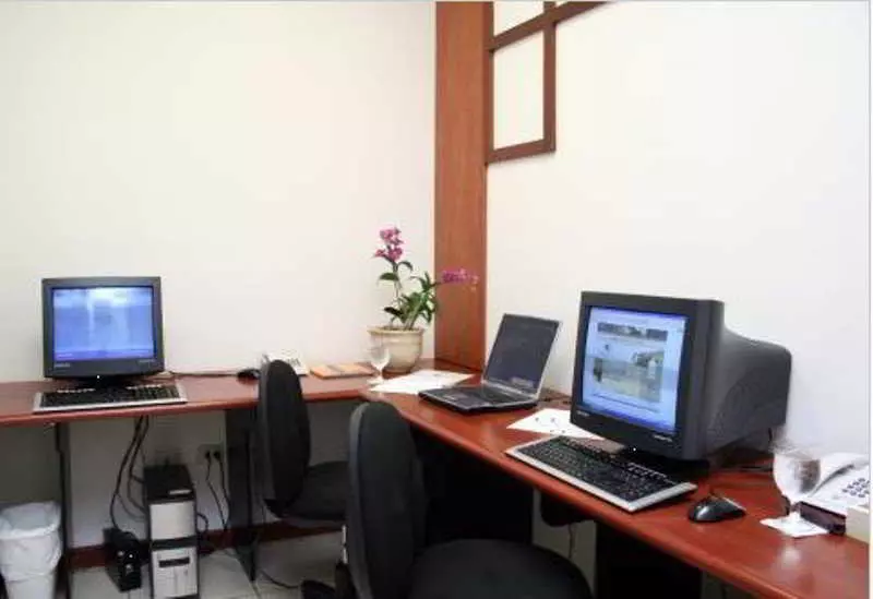 Отель Mirador Plaza