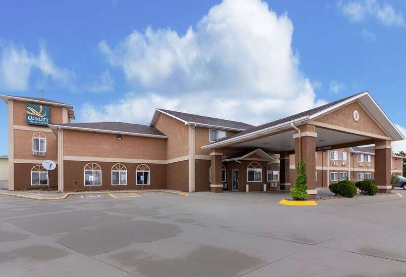 호텔 Quality Inn & Suites