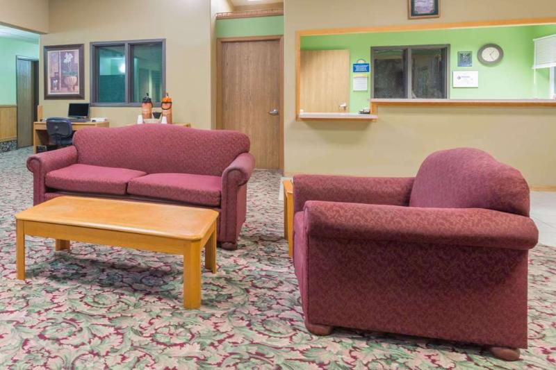 호텔 Quality Inn & Suites