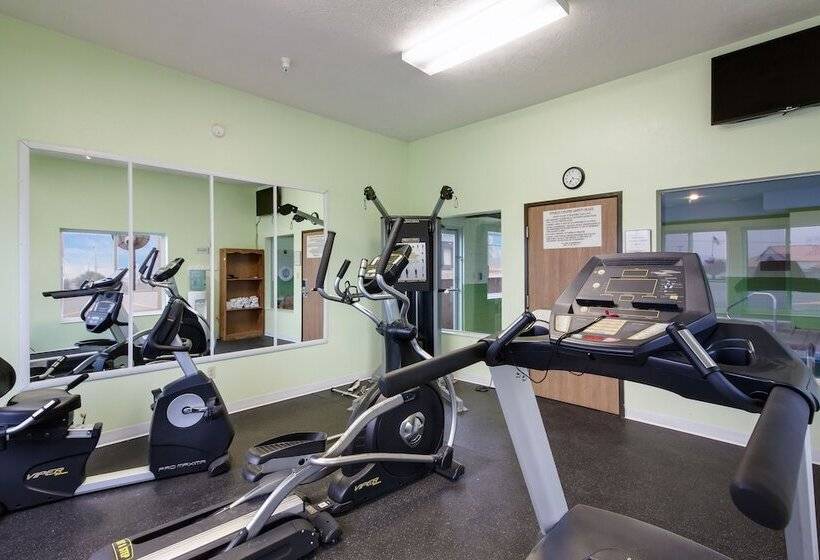 호텔 Quality Inn & Suites