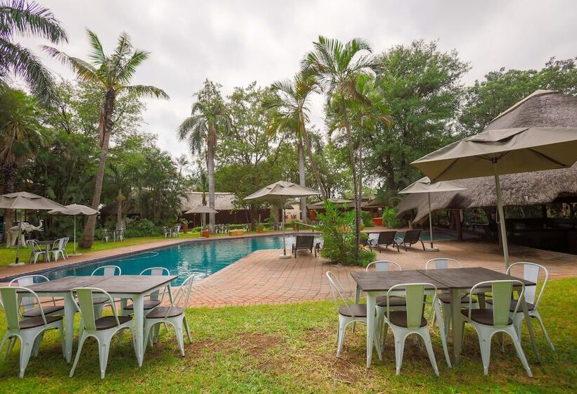 Отель Sefapane Lodge And Safaris