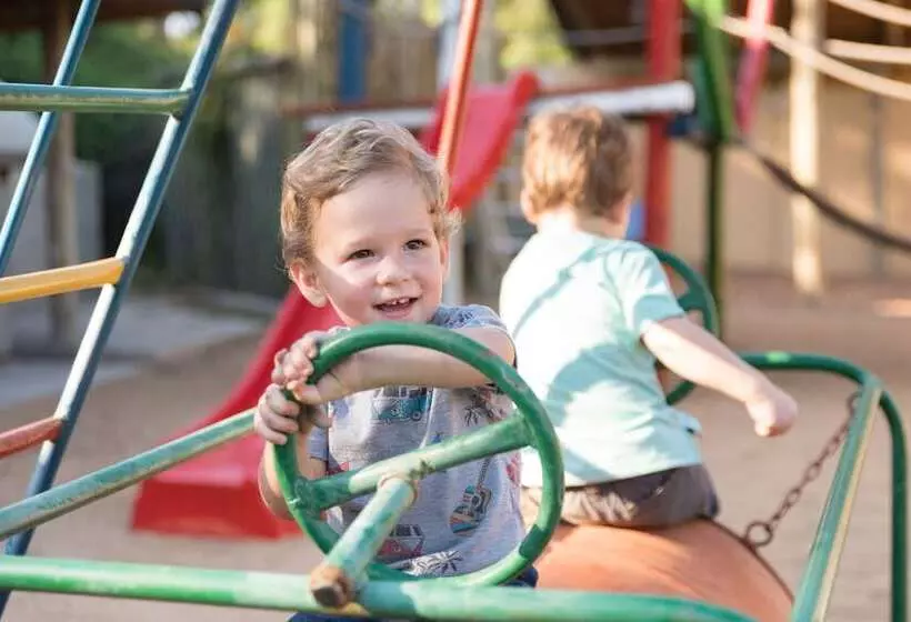 فندق Sefapane Lodge And Safaris