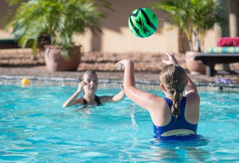 Отель Sefapane Lodge And Safaris