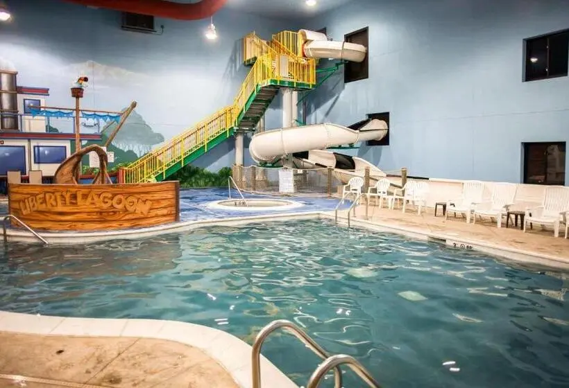 Hotelli Sleep Inn & Suites Indoor Waterpark
