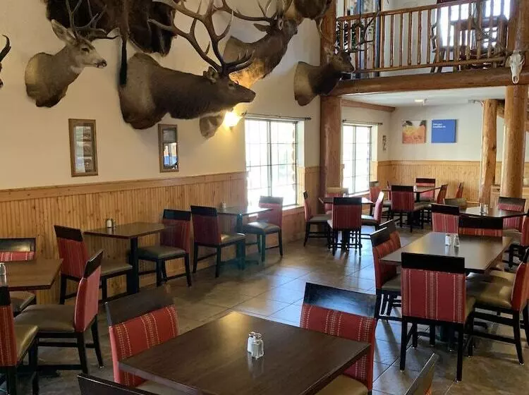 ホテル The Antler Lodge  Gardiner