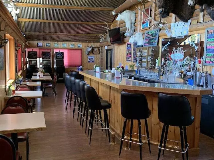 ホテル The Antler Lodge  Gardiner