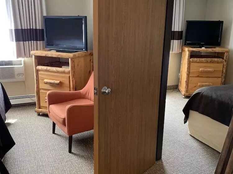 ホテル The Antler Lodge  Gardiner