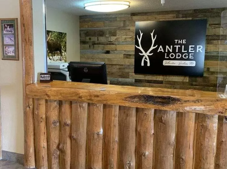 ホテル The Antler Lodge  Gardiner