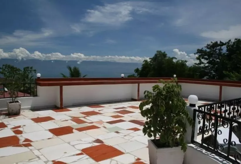 هتل Top Hill Residence Kiriri