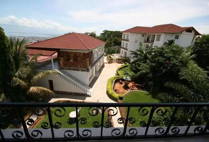 هتل Top Hill Residence Kiriri