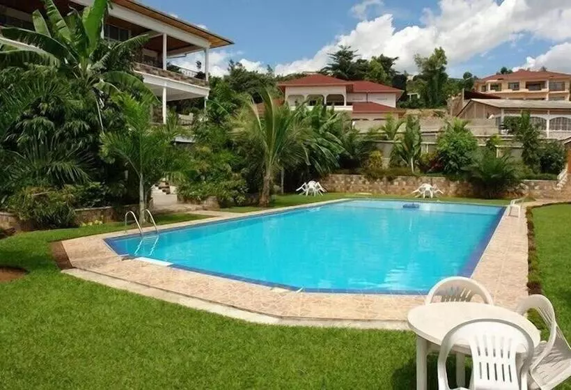 هتل Top Hill Residence Kiriri