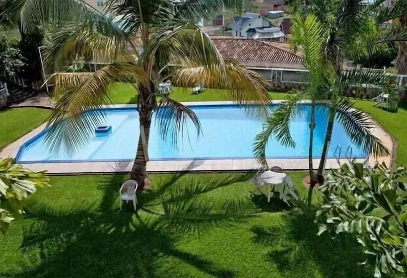 هتل Top Hill Residence Kiriri