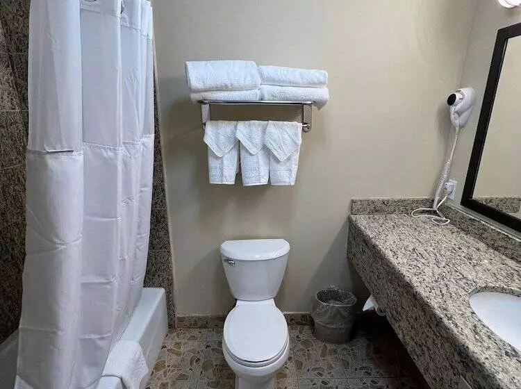 酒店 Travelodge By Wyndham Ozone Park