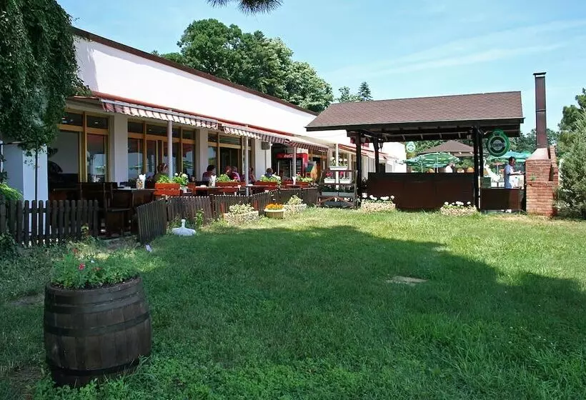 Lotos Hotel   Riviera Holiday Club