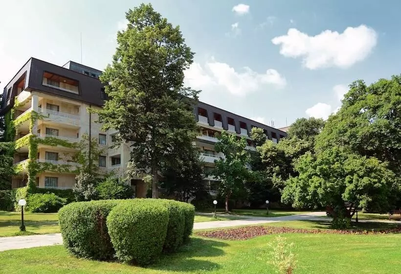 Lotos Hotel   Riviera Holiday Club