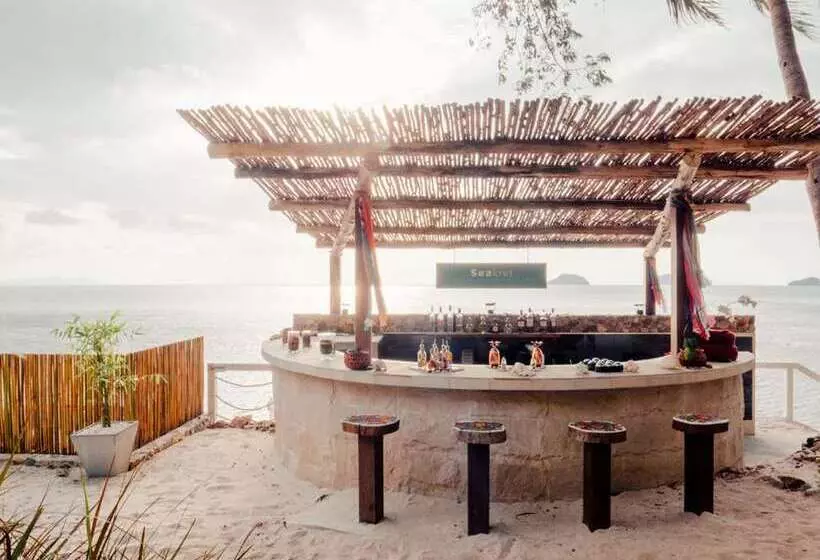 리조트 Conrad Koh Samui