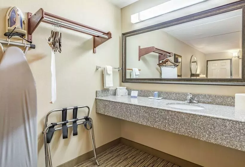 Surestay Hotel By Best Western Tupelo North