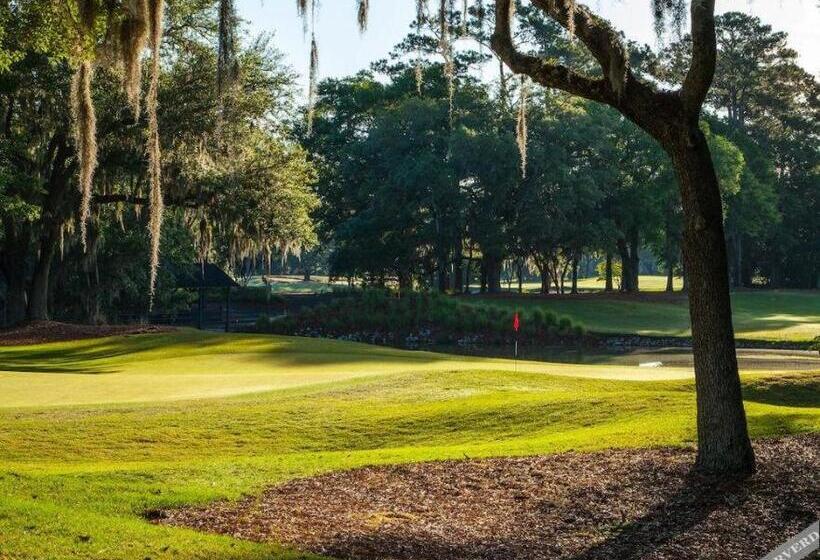 True Blue Golf Resort