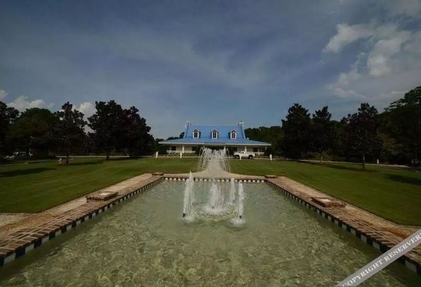 True Blue Golf Resort