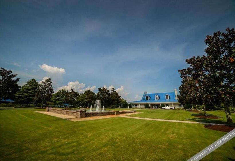 True Blue Golf Resort