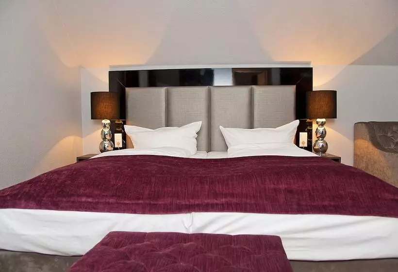 Hotelli Arena Villa Am Wasserpark