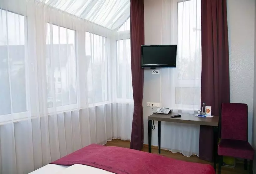 Hotelli Arena Villa Am Wasserpark