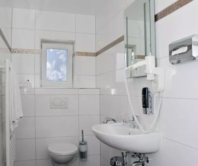 Hotelli Arena Villa Am Wasserpark