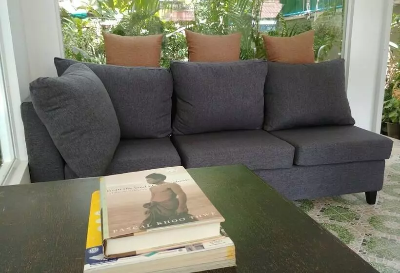 호텔 Central Night