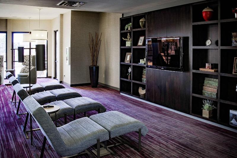 בית מלון כפרי Courtyard By Marriott Norman