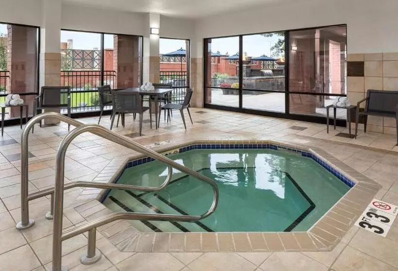 酒店 Courtyard Minneapolis St. Paul/roseville