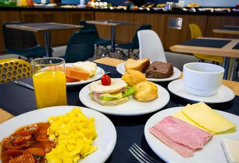 Отель Dan Inn Sao Carlos