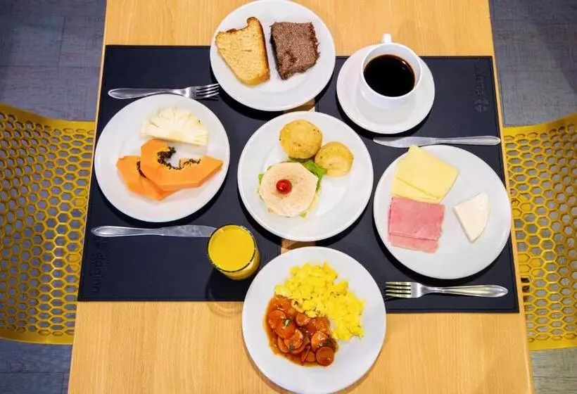 Отель Dan Inn Sao Carlos