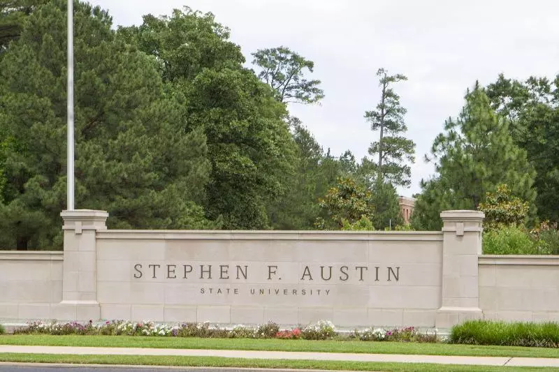 בית מלון כפרי Days Inn By Wyndham Nacogdoches/sfa University/downtown