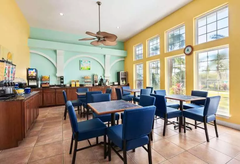 هتل Days Inn By Wyndham Port Aransas Tx