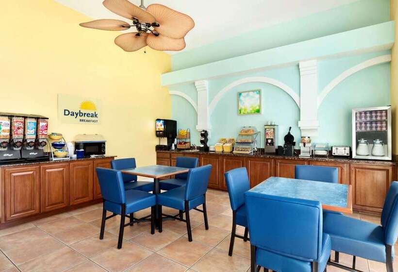 בית מלון כפרי Days Inn By Wyndham Port Aransas Tx