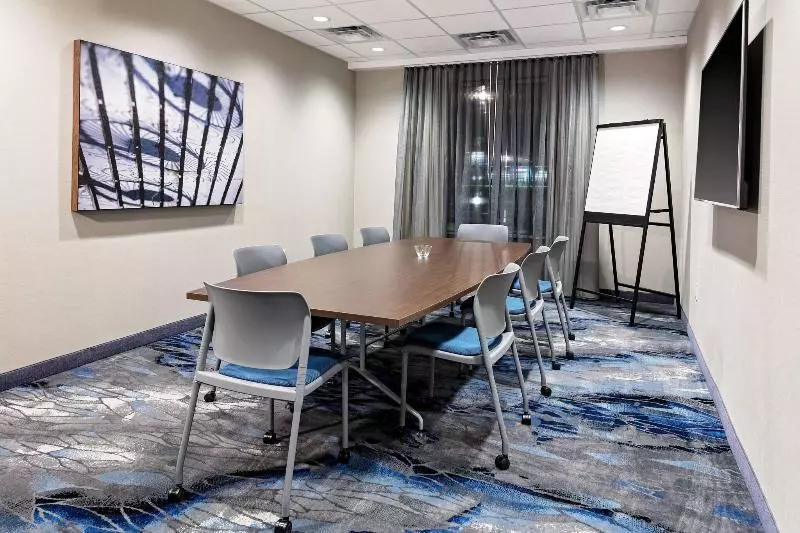 ホテル Fairfield By Marriott Port Clinton Waterfront
