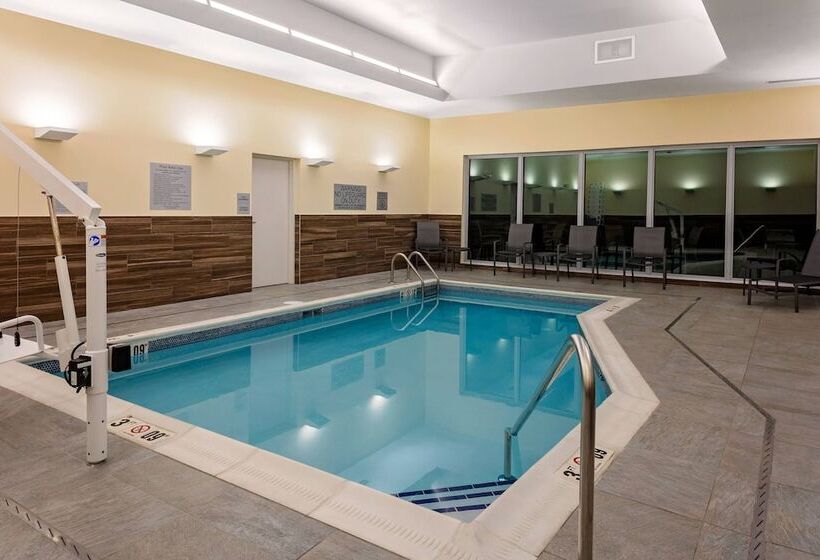 فندق Fairfield By Marriott Port Clinton Waterfront