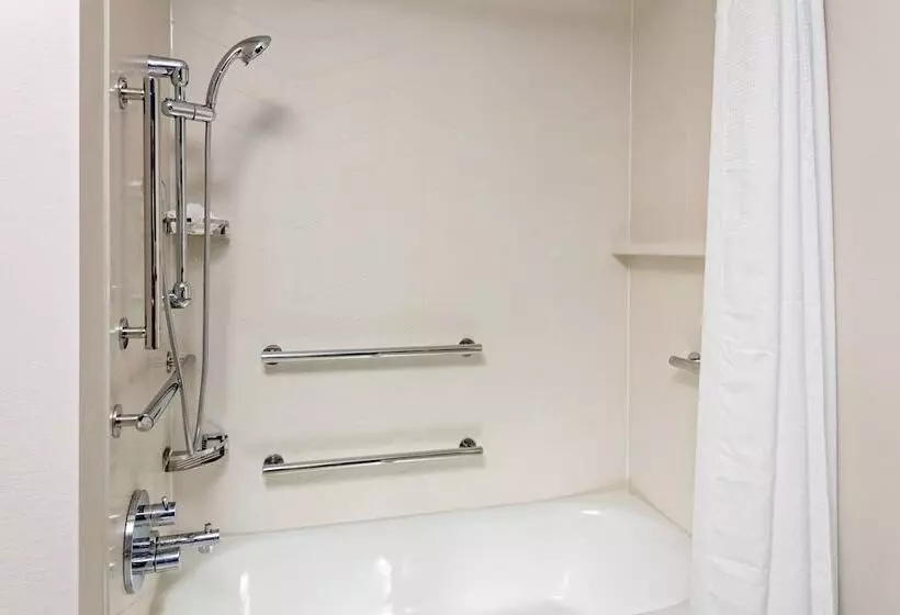 ホテル Fairfield By Marriott Port Clinton Waterfront