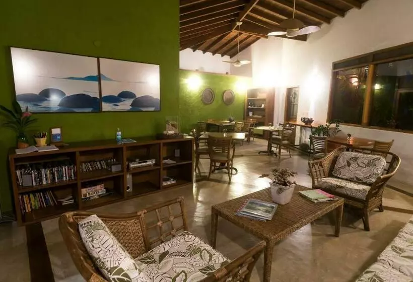 Отель Guest House Ilha Splendor