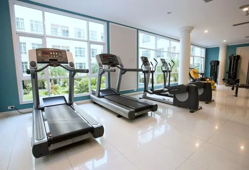 Hope Land Hotel 46/1