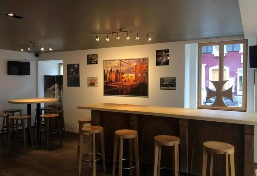 Hotell Hôtel De Ville