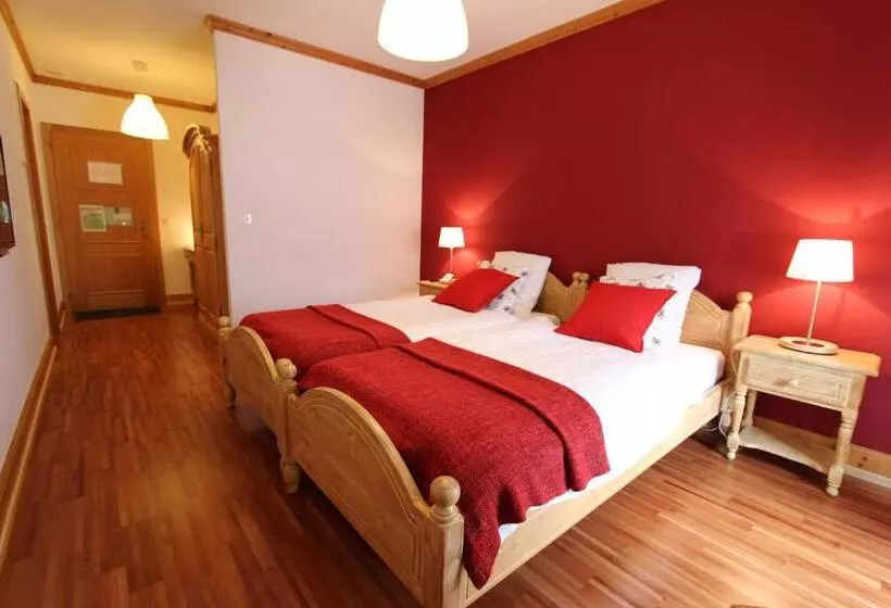 Hotell Hôtel De Ville