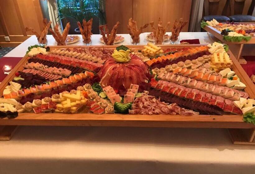 هتل Hôtel De Ville