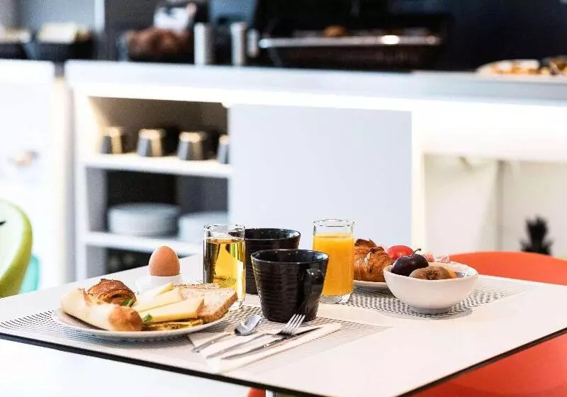 Hotel Ibis Styles Paris Porte Dorleans