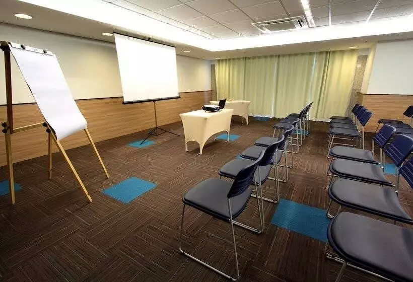 酒店 Intercity Salvador