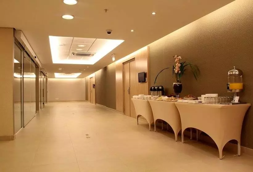 酒店 Intercity Salvador