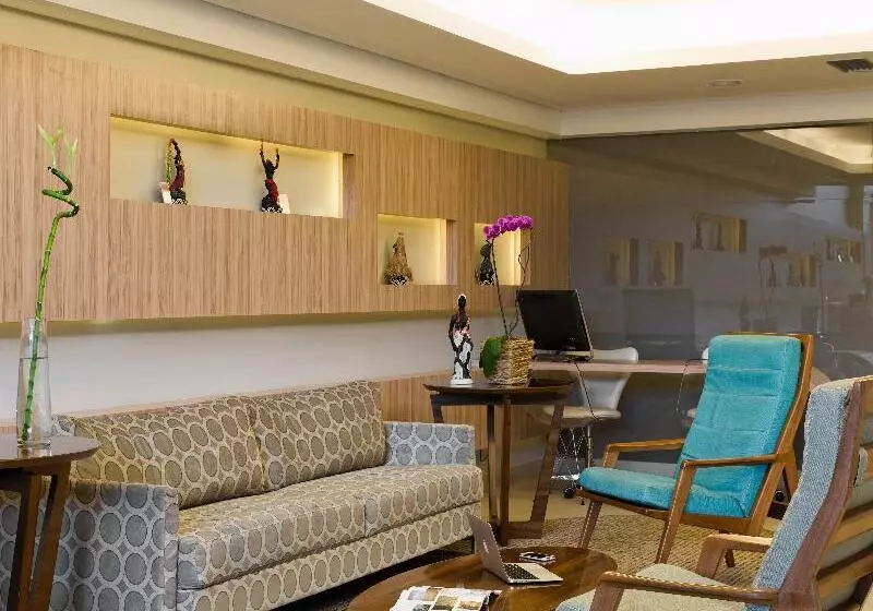 酒店 Intercity Salvador