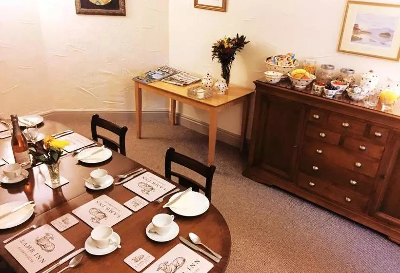 هتل Lamb Inn Guesthouse