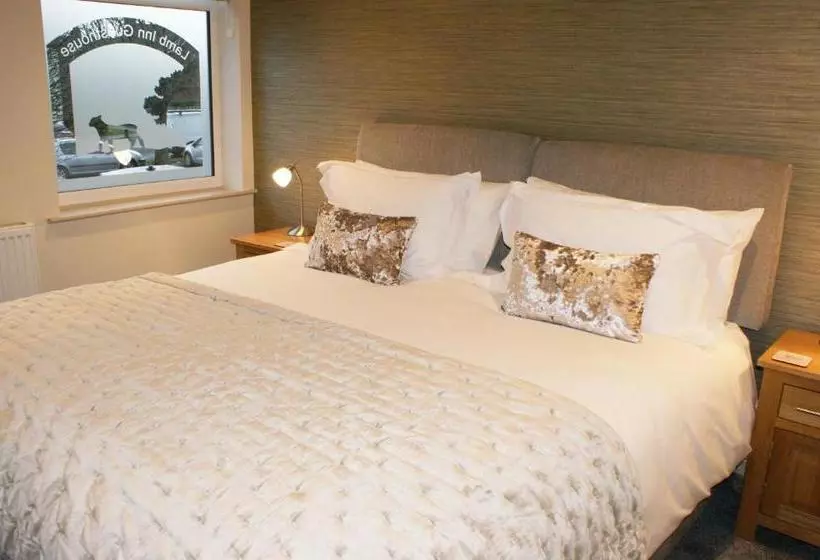هتل Lamb Inn Guesthouse