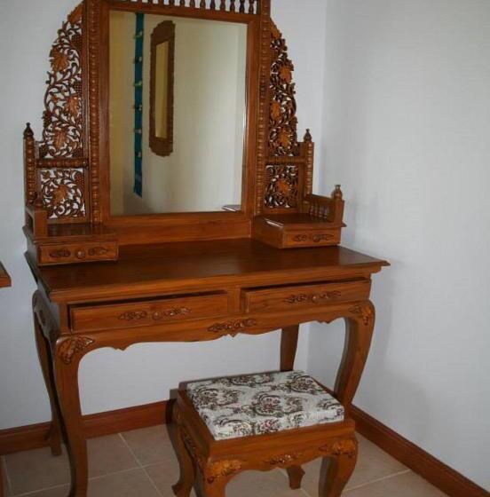 هتل Long Beach Inn